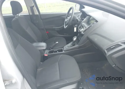 2018 Ford Focus Sel z USA, uszkodzony, nr VIN 1FADP3H2XJL321067